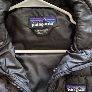 Black womens patagonia vest size L